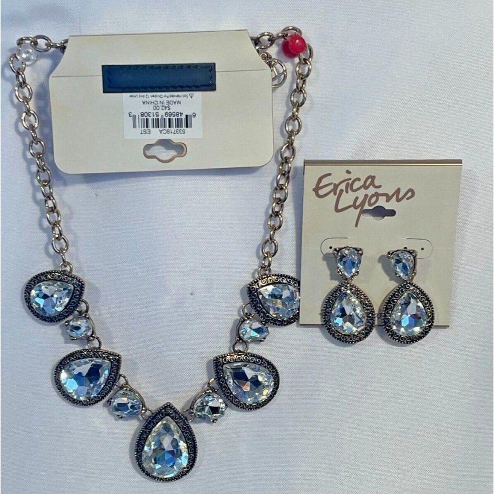 Erica Lyons Necklace and earrings set Crystal Teardrop goldtone - Picture 5 of 7